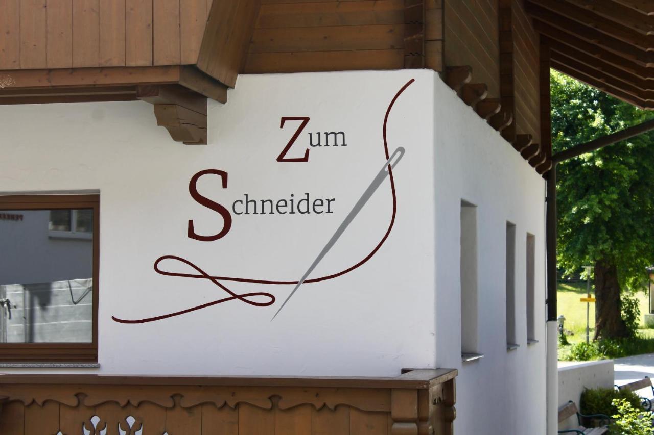 Bed and Breakfast Zum Schneider Finkenberg Exterior foto