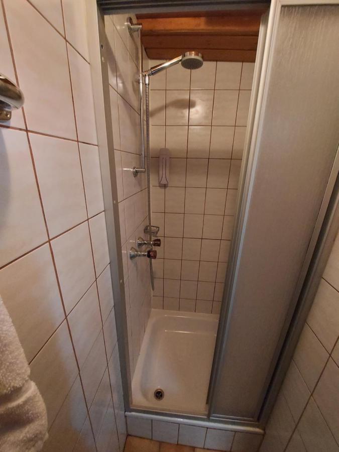 Bed and Breakfast Zum Schneider Finkenberg Exterior foto